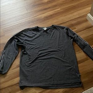 Active long sleeve shirt